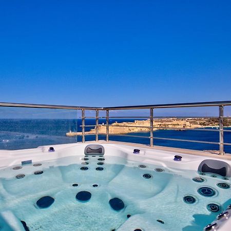 Valletta Luxury 4-Bedroom Duplex With Stunning Sea Views Private Terrace And Jacuzzi Luaran gambar