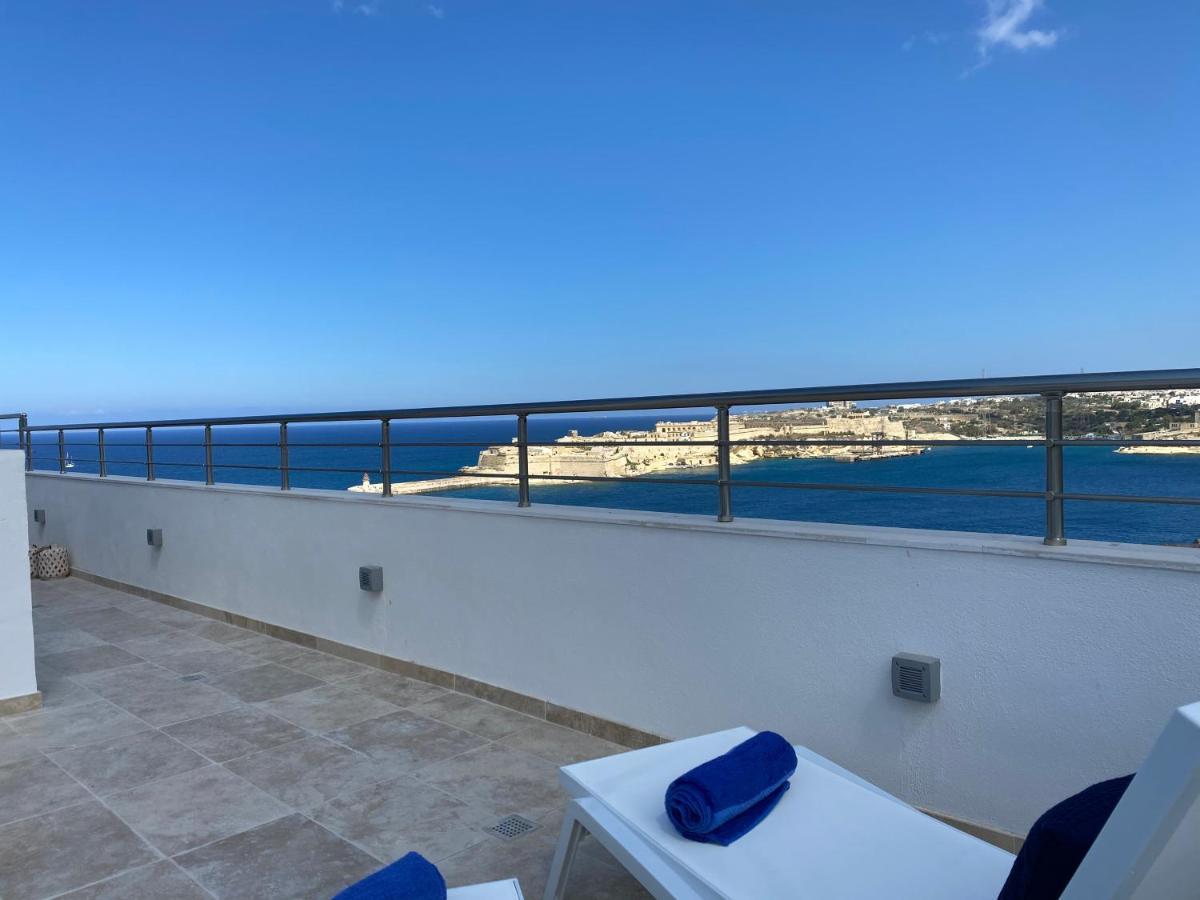 Valletta Luxury 4-Bedroom Duplex With Stunning Sea Views Private Terrace And Jacuzzi Luaran gambar