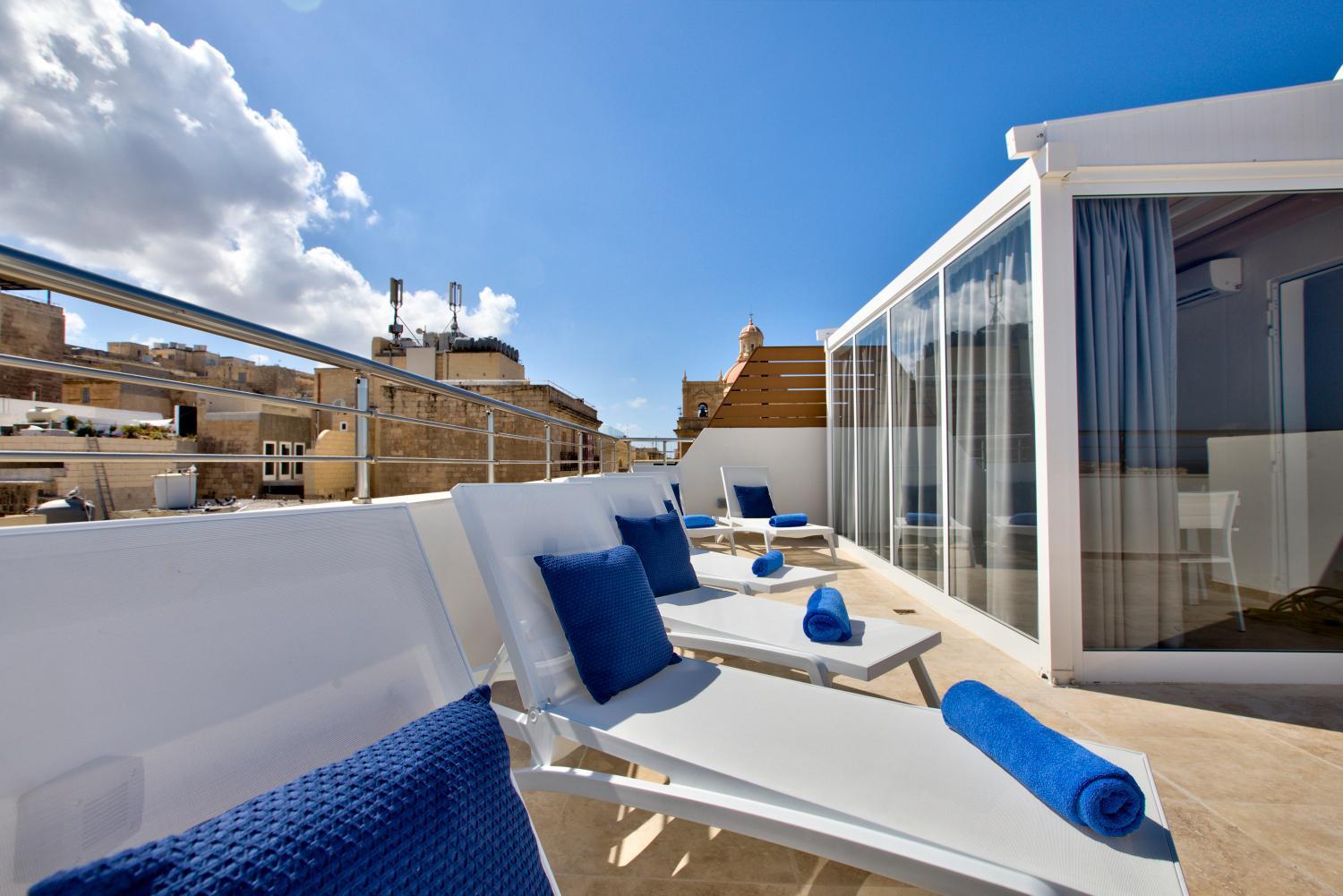 Valletta Luxury 4-Bedroom Duplex With Stunning Sea Views Private Terrace And Jacuzzi Luaran gambar
